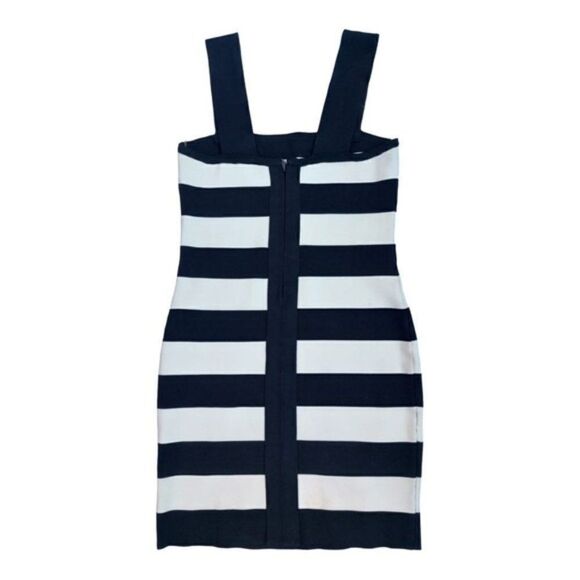 𝅺Alice + Olivia Striped Mini Dress - Picture 3 of 4